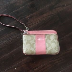 Coach wristlet wallet